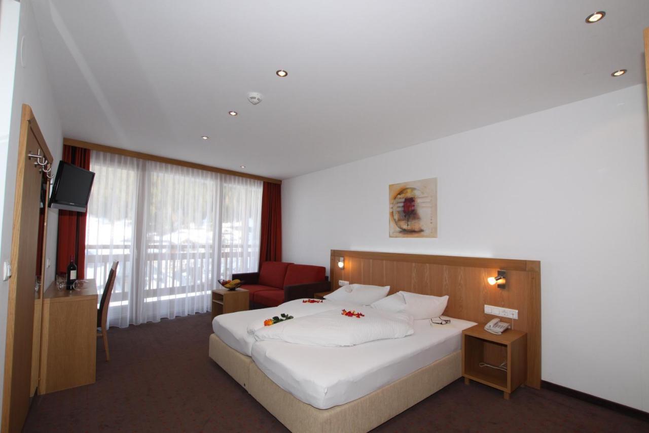 Hotel Garni Panorama Ischgl Eksteriør billede